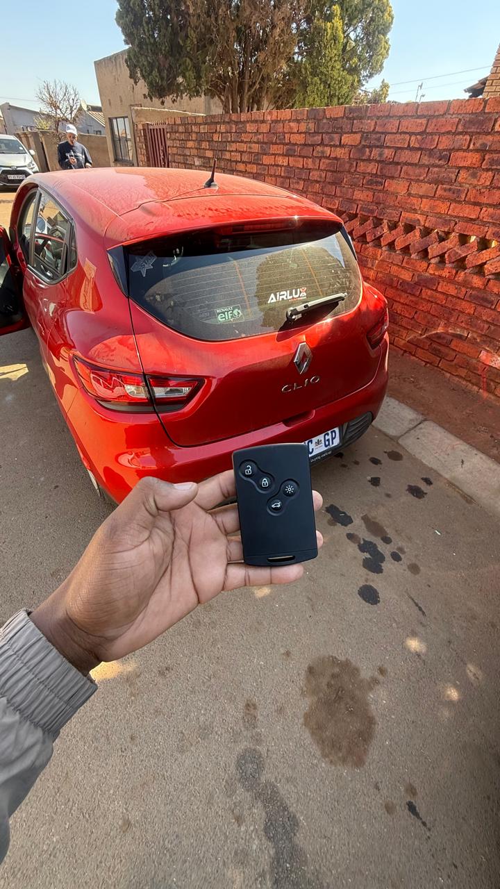 Renault Clio with new card key